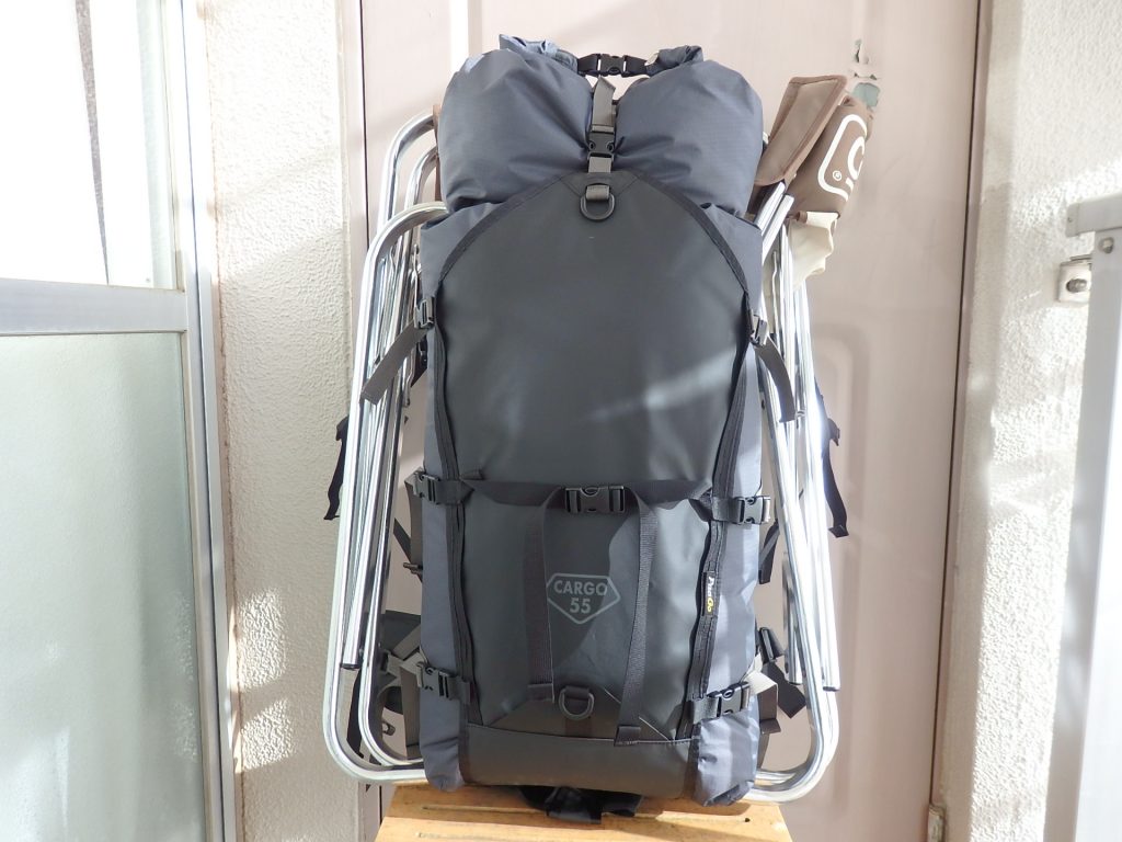 くすみ水色 パーゴワークス カーゴ55 - 登山用品